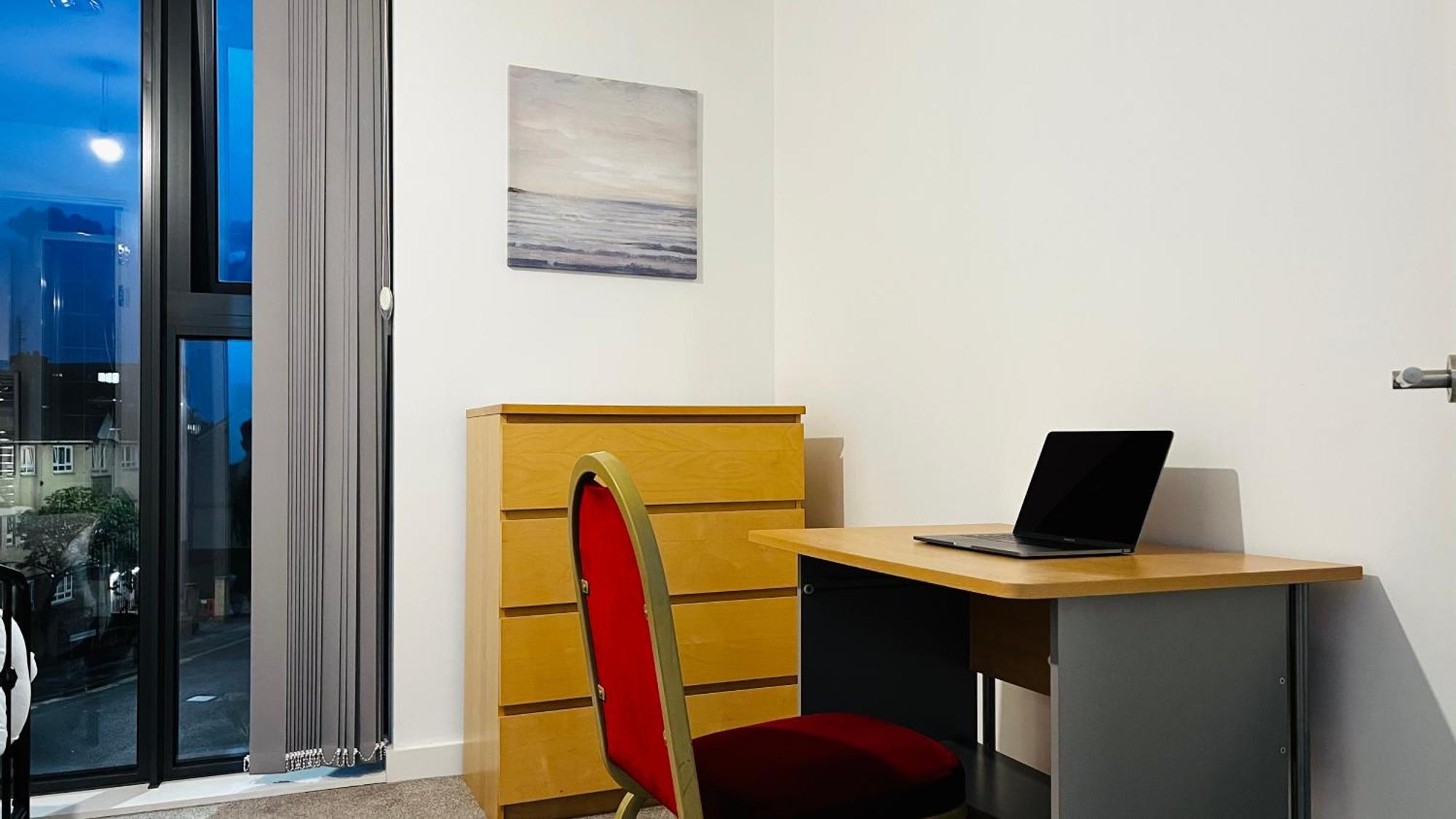 Last-Minute Specials L Book It Now L Sleeps Up To 4 L 2 Bed 2 Bath - Gym - Prime Birmingham Location L Jvt Short Lets Bagian luar foto