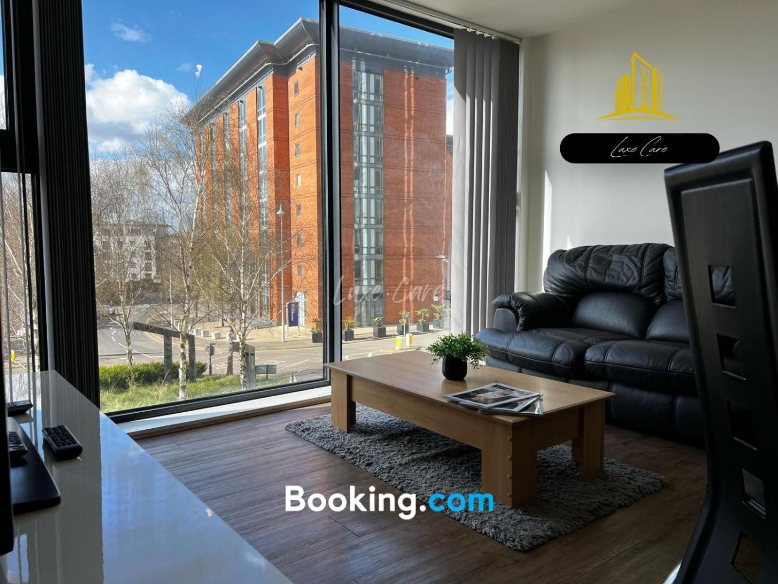 Last-Minute Specials L Book It Now L Sleeps Up To 4 L 2 Bed 2 Bath - Gym - Prime Birmingham Location L Jvt Short Lets Bagian luar foto